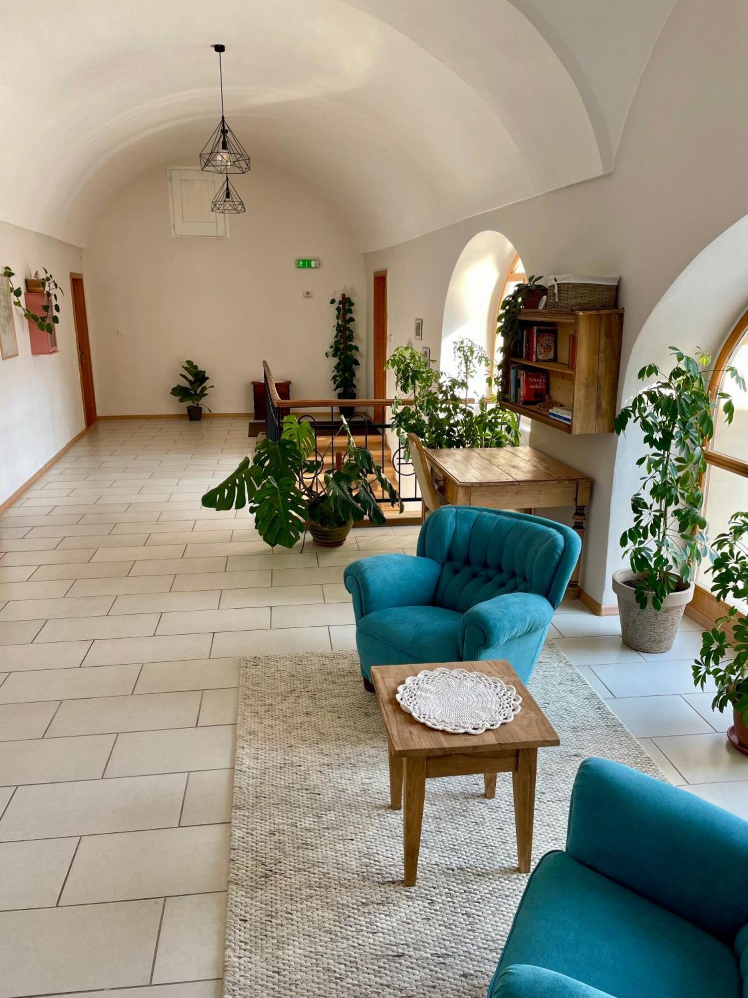 Bed & Breakfast Hugo Plesivec Exterior foto